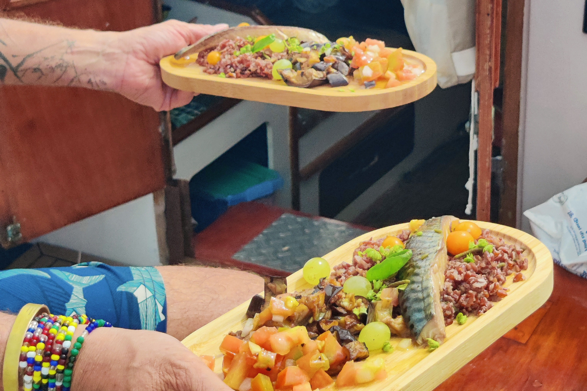 brunch en mer le weekend en bateau traditionnel